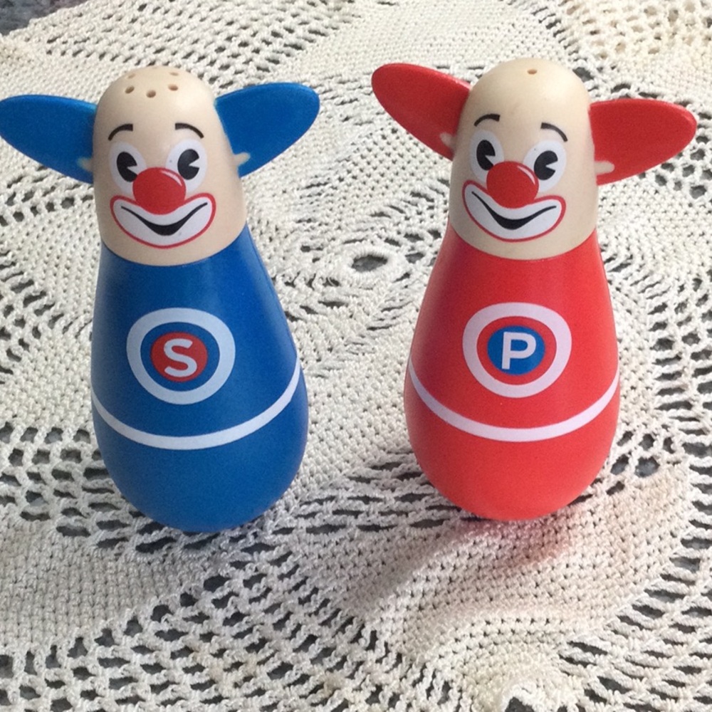 Set of clown salt and pepper shakers. Bud by Design.